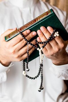 https://www.mysoremuslimmatrimony.com/wp-content/uploads/2020/07/Adab-in-Islam.jpg