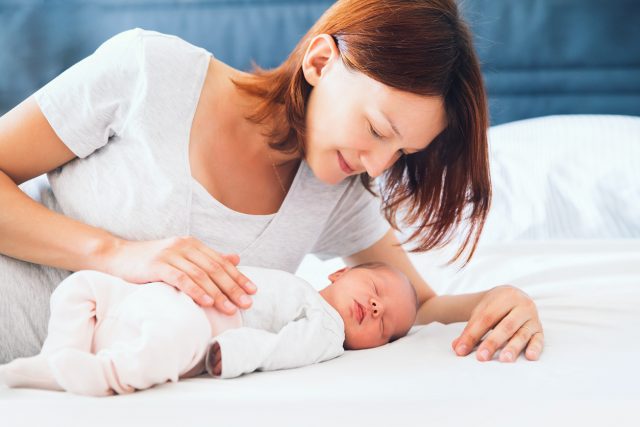 Breastfeeding mothers with a baby